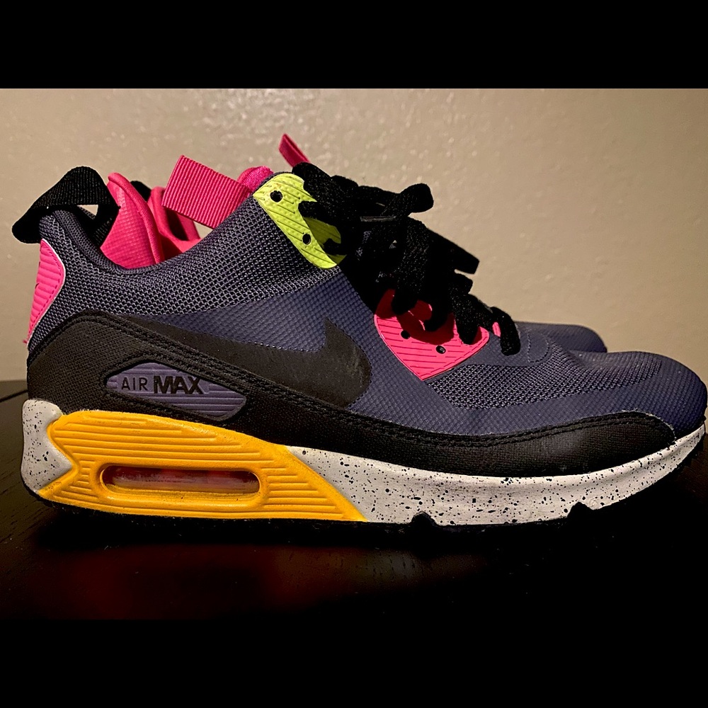Nike air max mids
